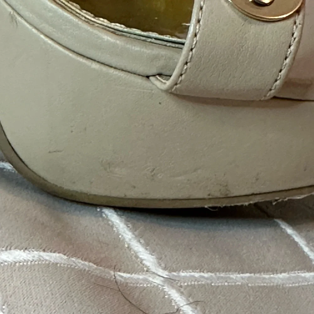 Aldo Beige Strappy Heels with Brass Accents, size 9 - Picture 14 of 16